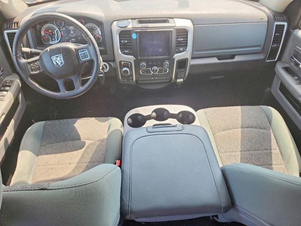 2019 RAM 1500 CLASSIC SLT