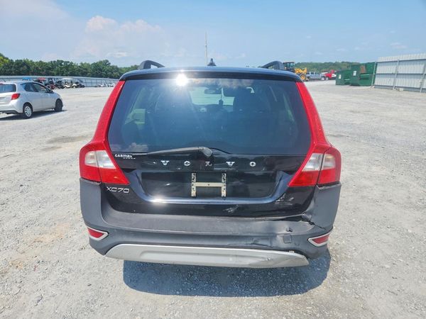 2012 VOLVO XC70