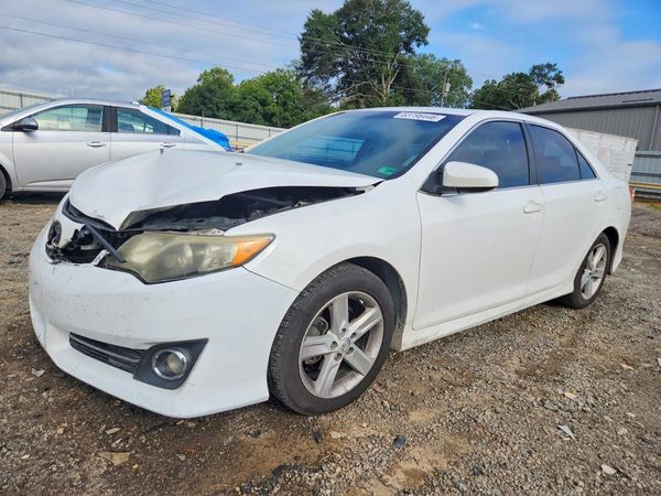 2013 TOYOTA CAMRY