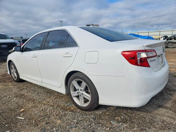 2013 TOYOTA CAMRY