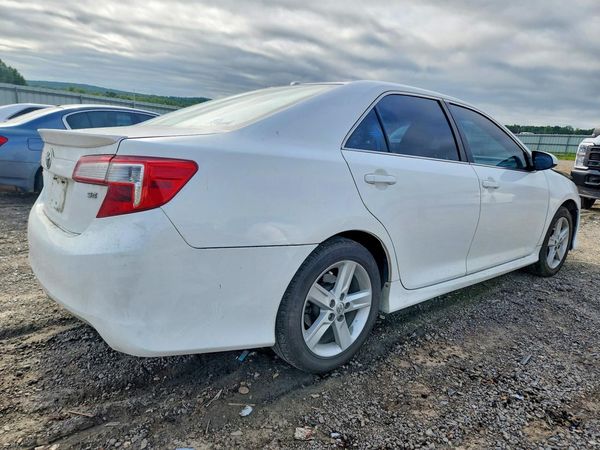 2013 TOYOTA CAMRY