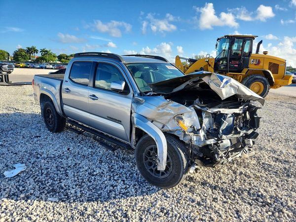 2020 TOYOTA TACOMA SR5