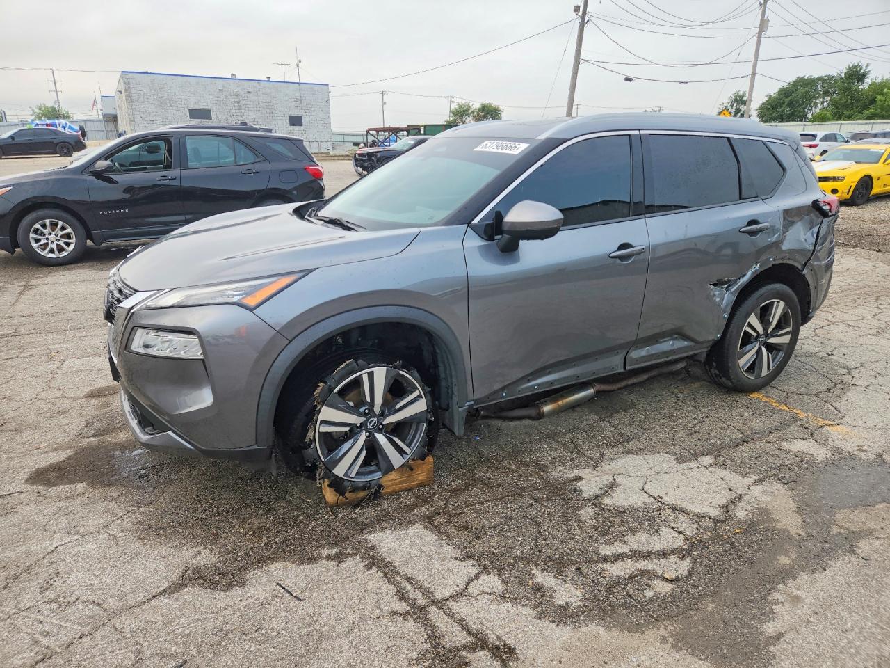 2023 NISSAN ROGUE SL — Front 3/4