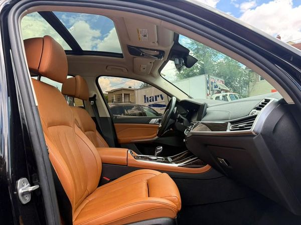 2019 BMW X7 xDrive50i