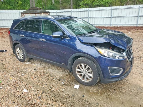 2017 KIA SORENTO L, LX