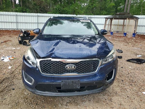 2017 KIA SORENTO L, LX