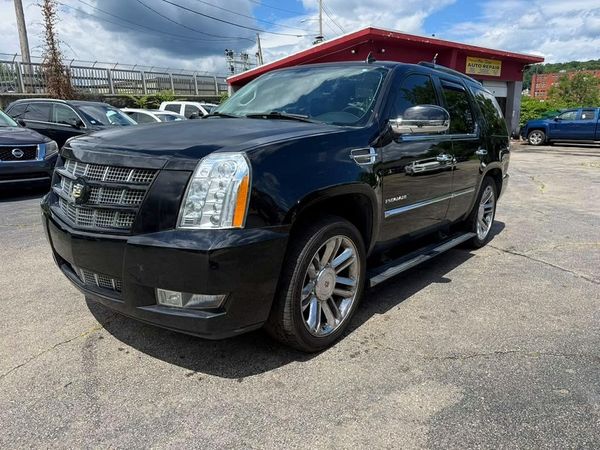 2014 CADILLAC ESCALADE Platinum