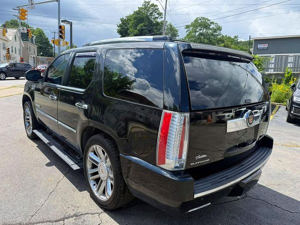 2014 CADILLAC ESCALADE Platinum