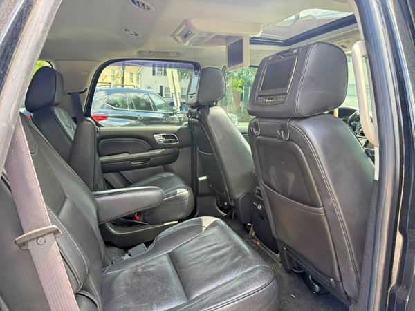 2014 CADILLAC ESCALADE Platinum