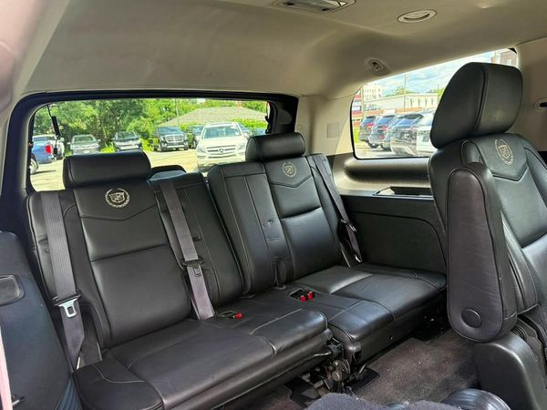 2014 CADILLAC ESCALADE Platinum