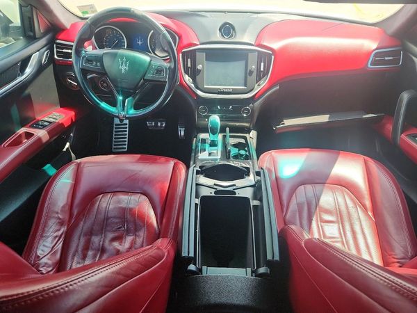 2014 MASERATI GHIBLI