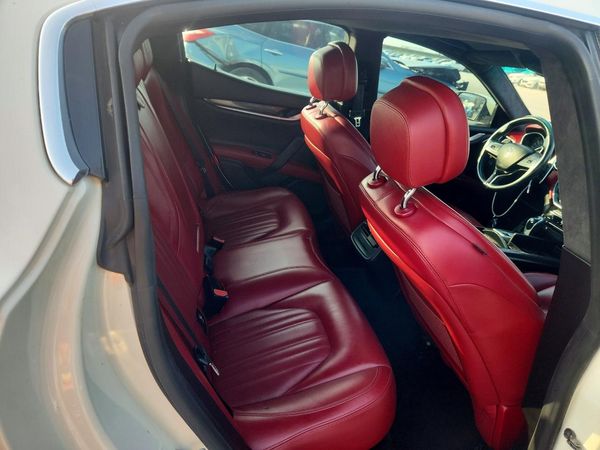 2014 MASERATI GHIBLI