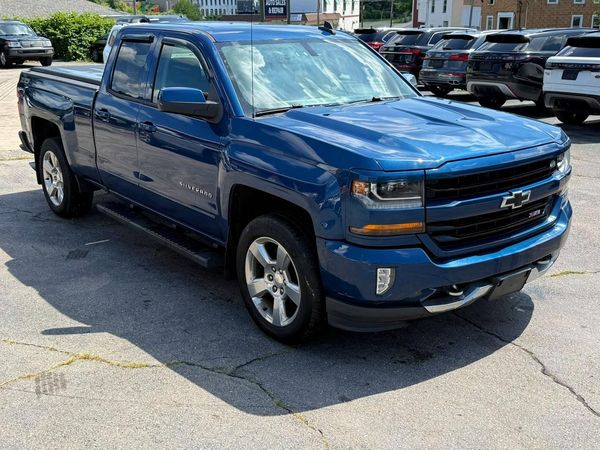 2017 CHEVROLET SILVERADO LT