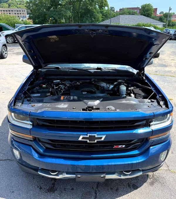 2017 CHEVROLET SILVERADO LT