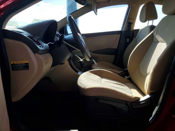 2013 HYUNDAI ACCENT GLS, GS