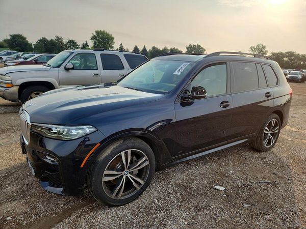 2021 BMW X7