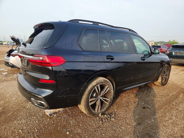 2021 BMW X7 xDrive40i