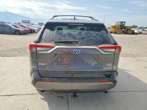 2019 TOYOTA RAV4 XSE HV 4WD