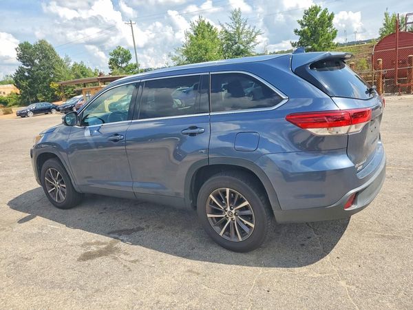 2019 TOYOTA HIGHLANDER SE/XLE