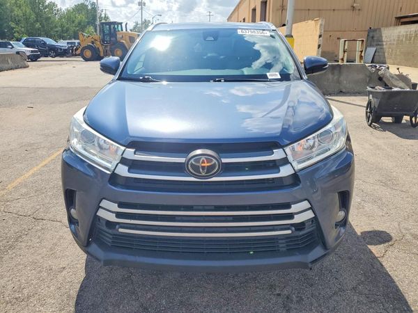 2019 TOYOTA HIGHLANDER SE/XLE