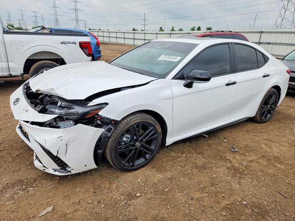 2026 TOYOTA CAMRY