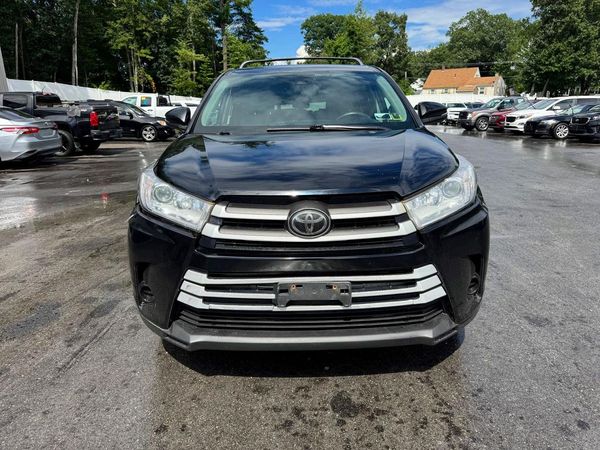 2018 TOYOTA HIGHLANDER LE/LE Plus