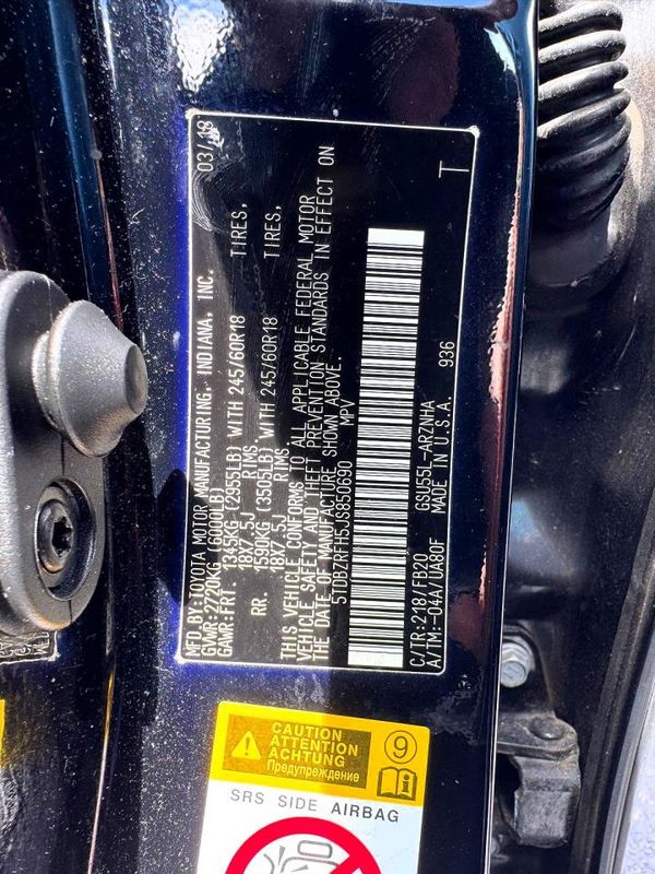 2018 TOYOTA HIGHLANDER LE/LE Plus