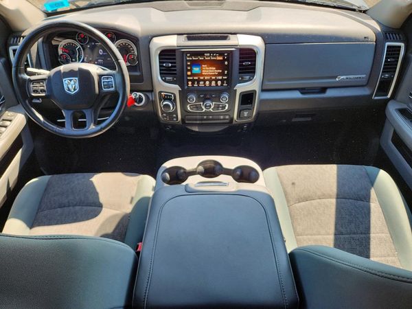 2017 RAM 1500 SLT