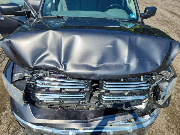 2017 RAM 1500 SLT