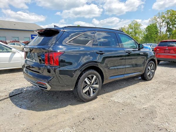 2023 KIA SORENTO S