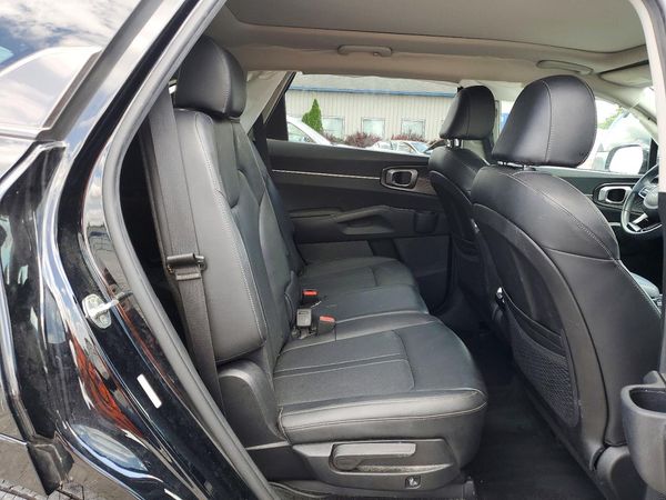 2023 KIA SORENTO S