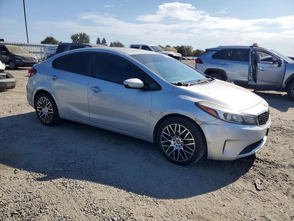 2018 KIA FORTE LX Base