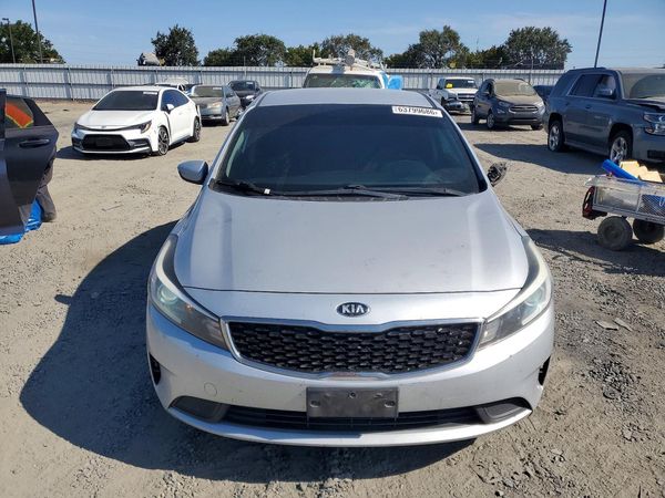 2018 KIA FORTE LX Base