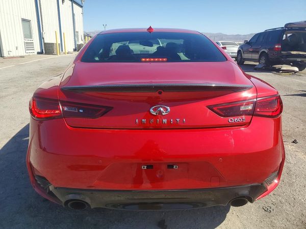 2017 INFINITI Q60
