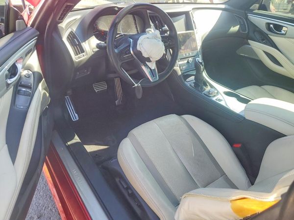 2017 INFINITI Q60
