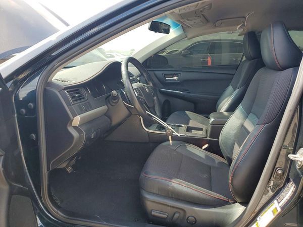 2016 TOYOTA CAMRY