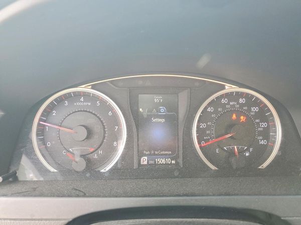 2016 TOYOTA CAMRY