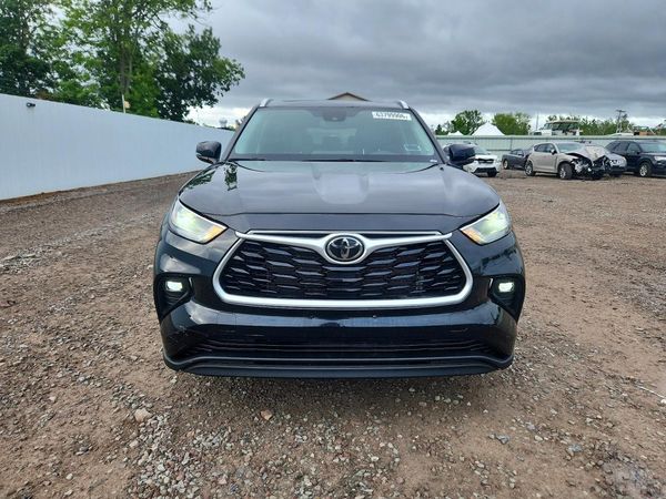 2023 TOYOTA HIGHLANDER