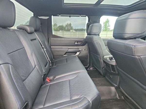 2024 TOYOTA TUNDRA Platinum