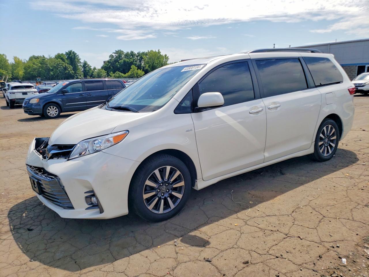 2019 TOYOTA SIENNA
