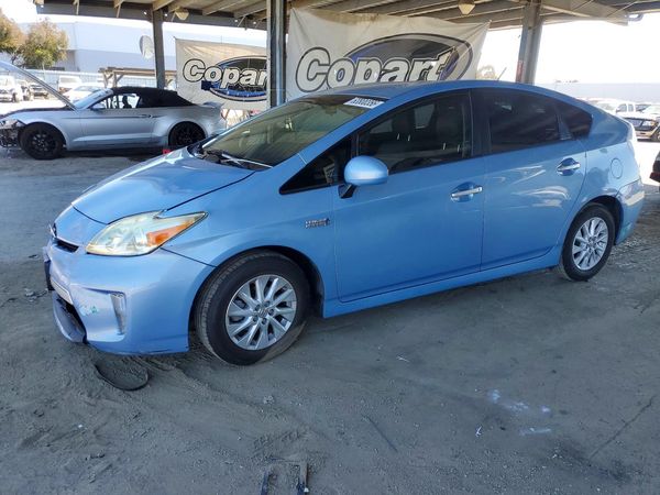 2012 TOYOTA PRIUS