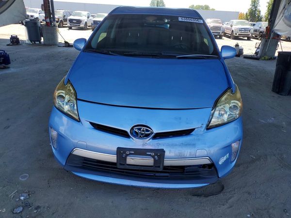 2012 TOYOTA PRIUS