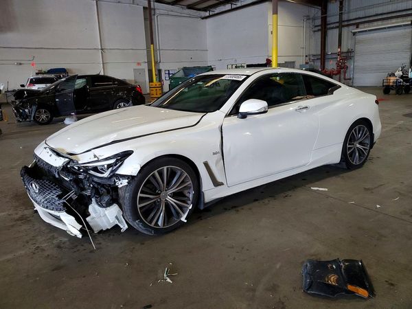 2017 INFINITI Q60