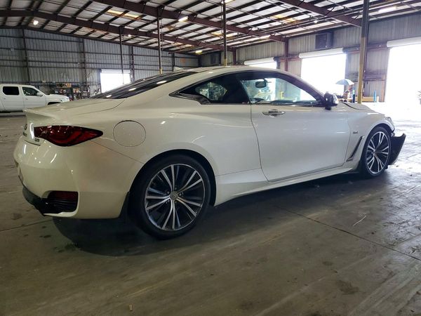 2017 INFINITI Q60