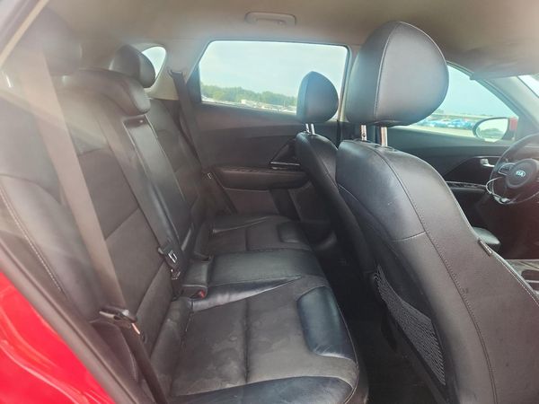 2017 KIA NIRO