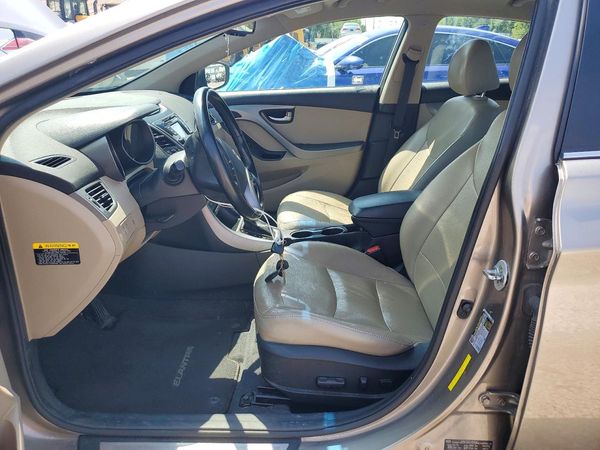2015 HYUNDAI ELANTRA