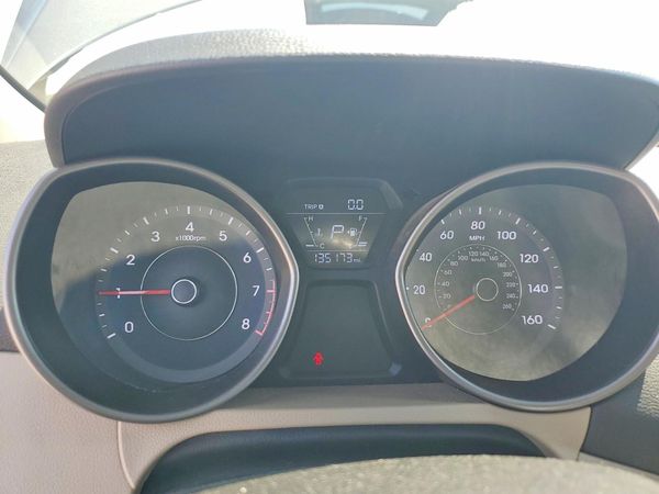 2015 HYUNDAI ELANTRA