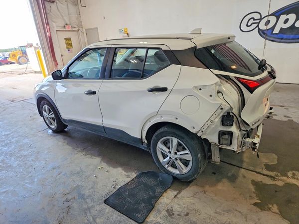 2023 NISSAN KICKS