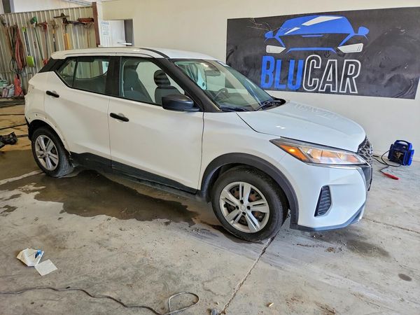 2023 NISSAN KICKS