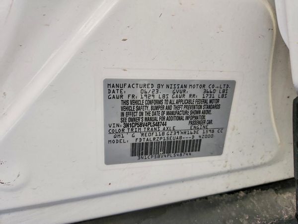 2023 NISSAN KICKS